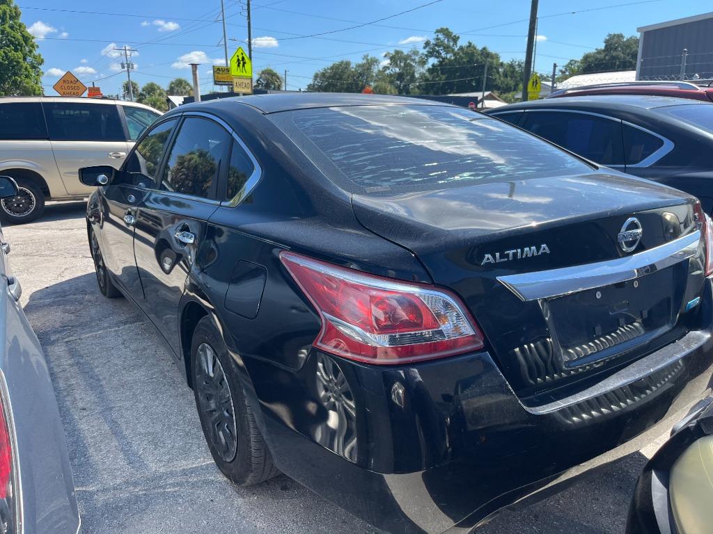 2013 Nissan Altima - $2,950