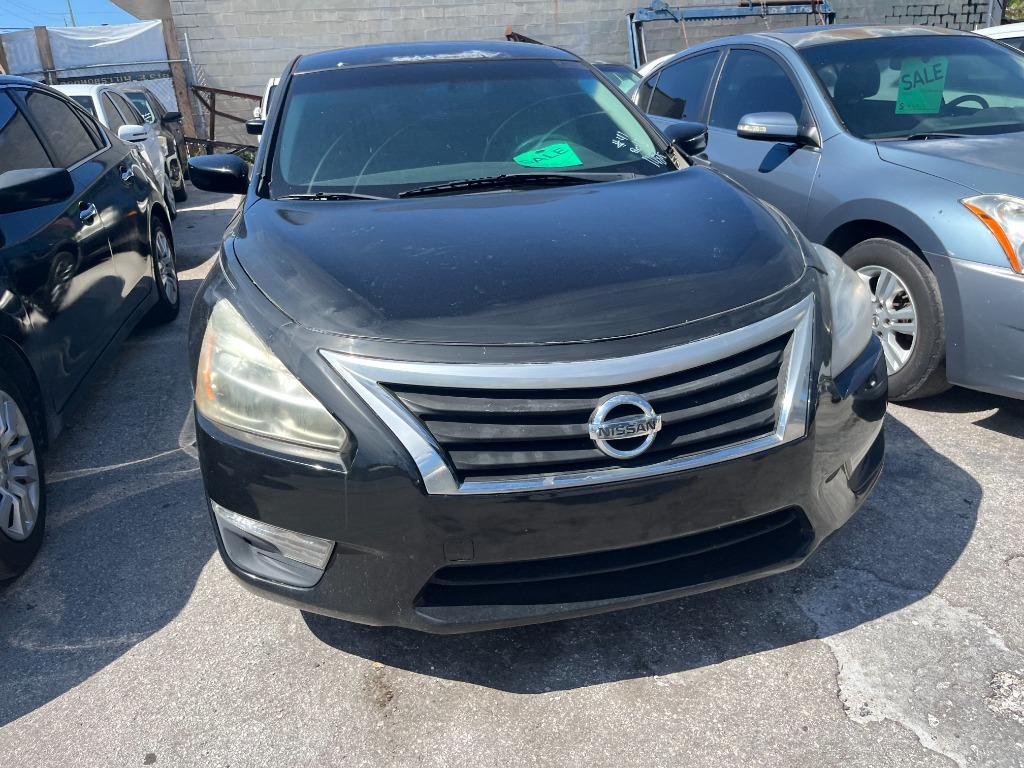 2013 Nissan Altima - $2,950