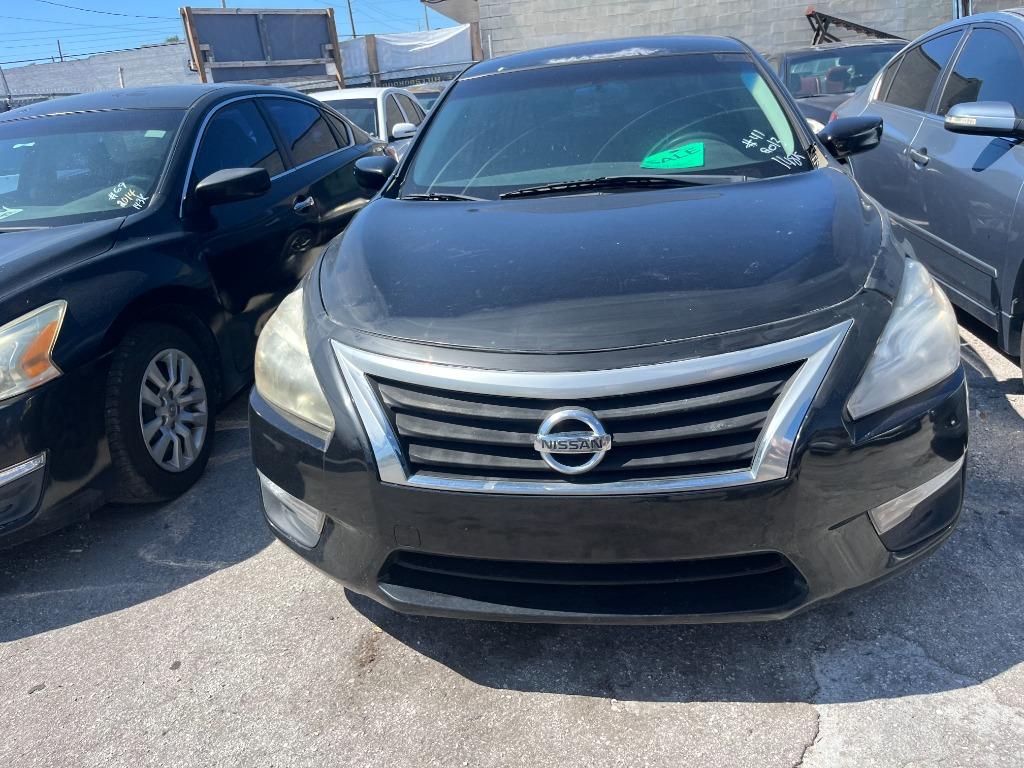 2013 Nissan Altima - $2,950