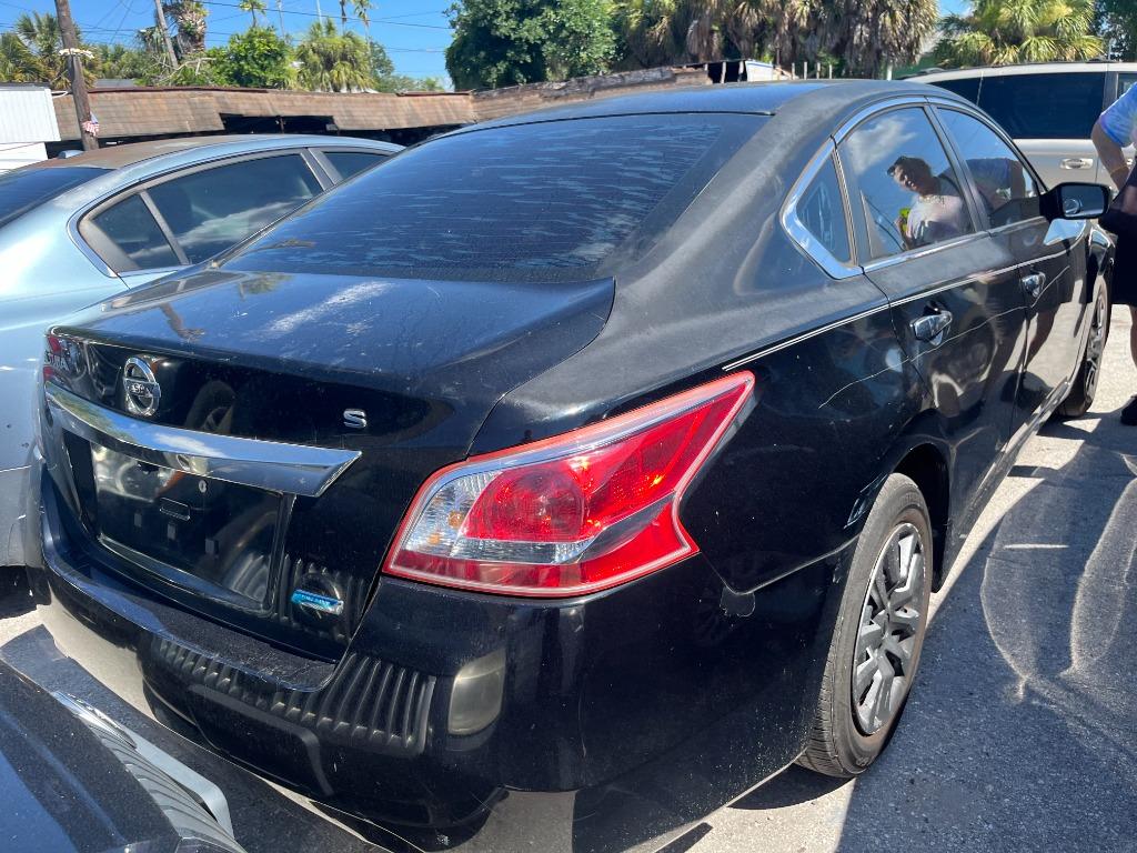 2013 Nissan Altima - $2,950