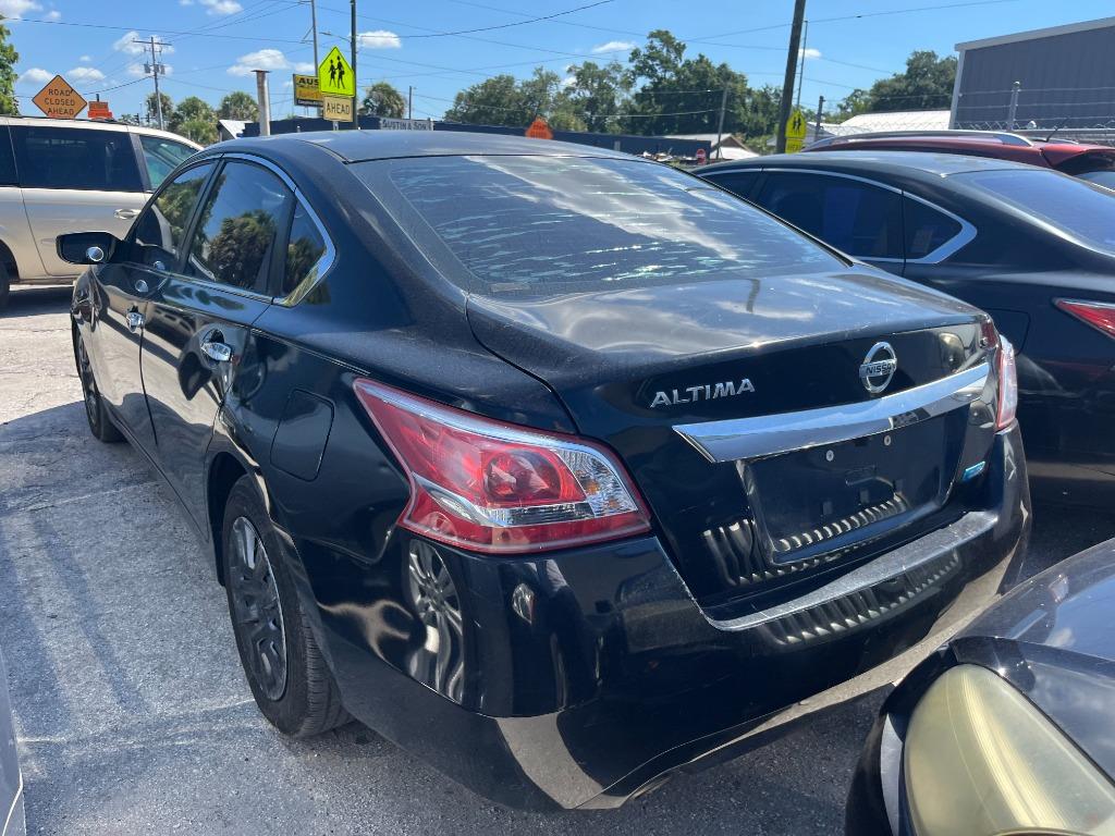 2013 Nissan Altima - $2,950
