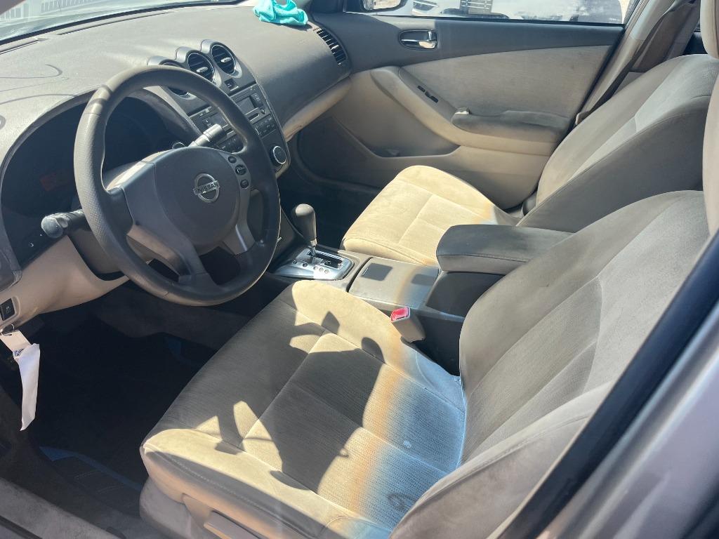 2011 Nissan Altima - $1,950