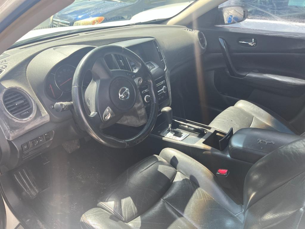 2010 Nissan Maxima - $2,450