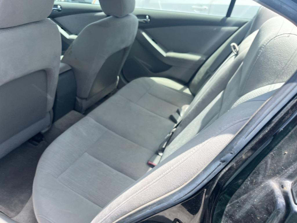 2010 Nissan Altima - $2,250
