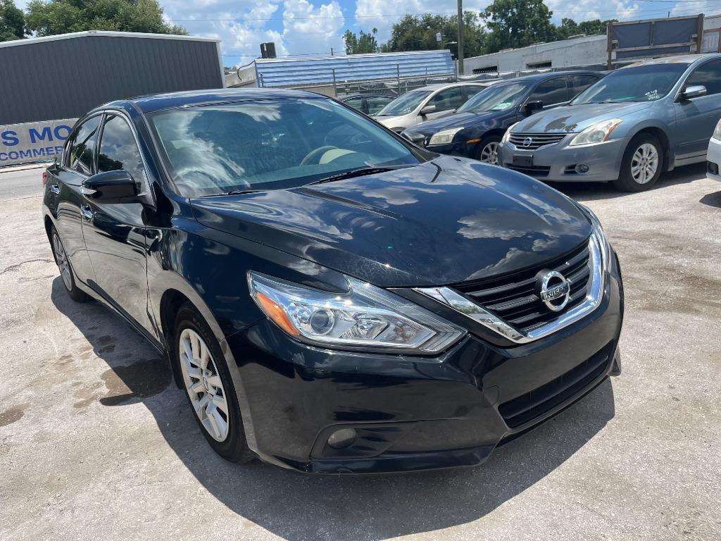 2016 Nissan Altima - $4,450