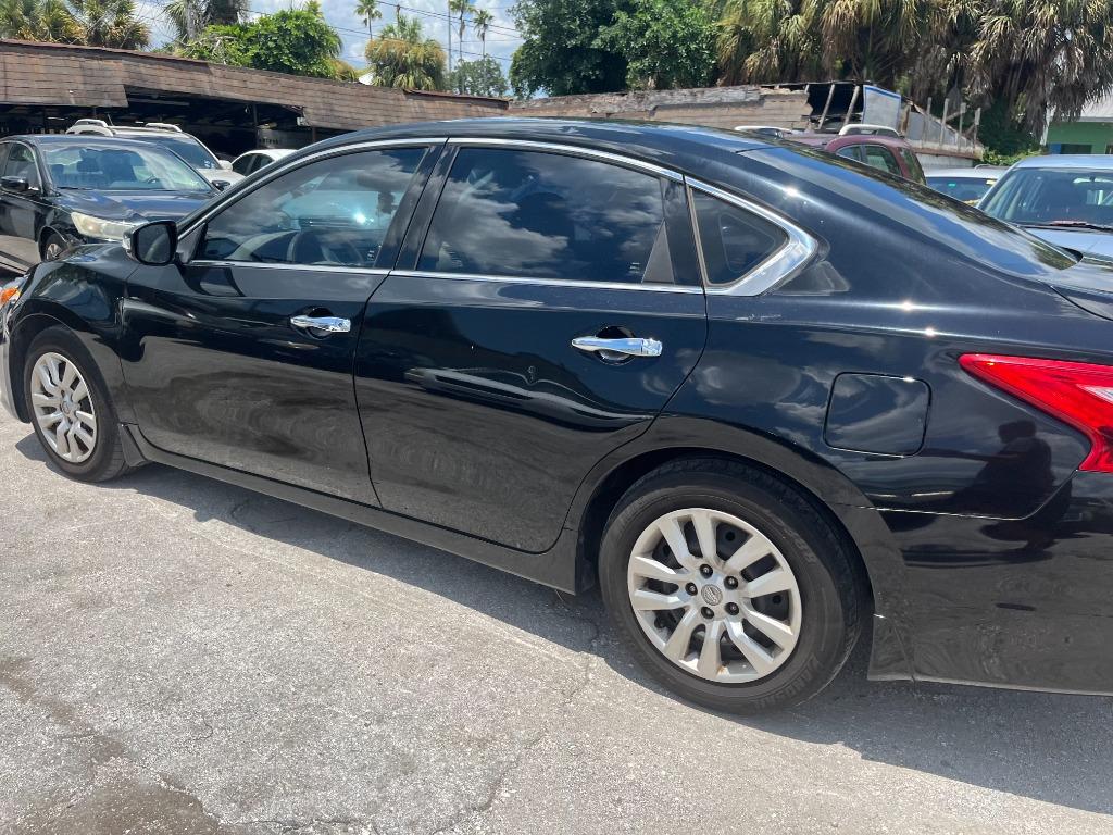 2016 Nissan Altima - $4,450