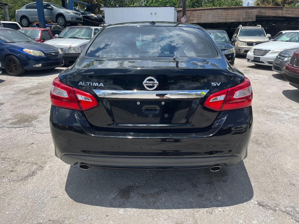 2016 Nissan Altima - $4,450