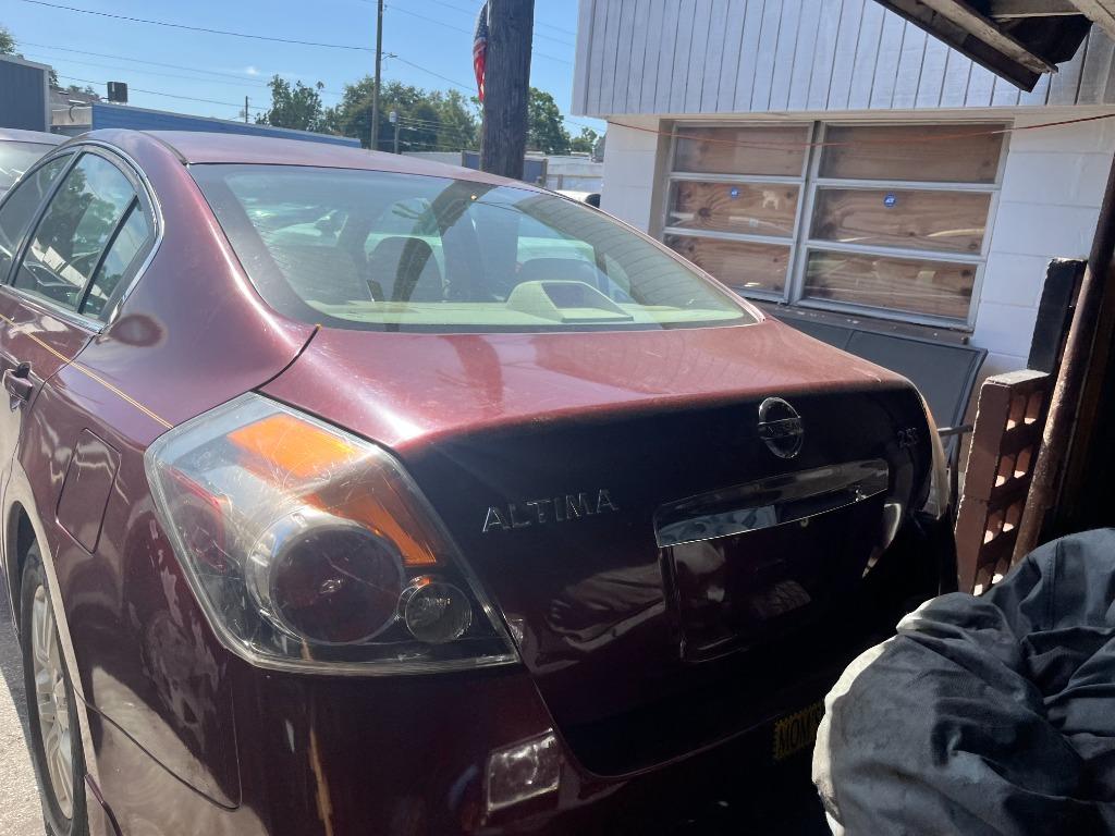 2012 Nissan Altima - $1,750