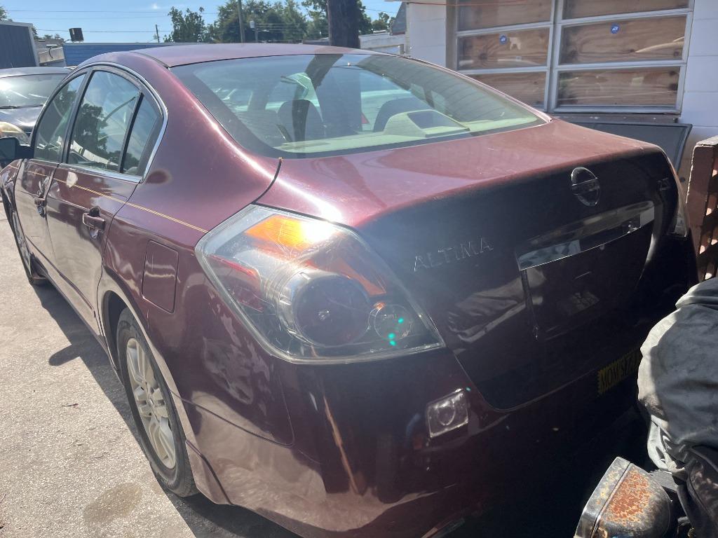 2012 Nissan Altima - $1,750