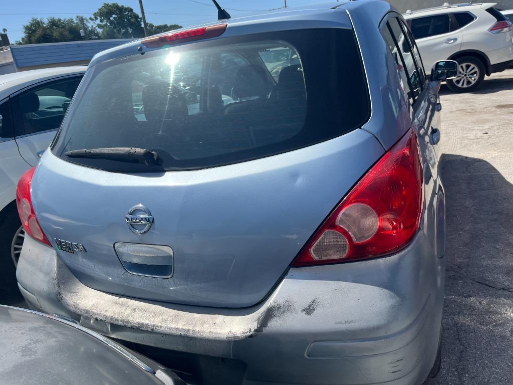2011 Nissan Versa - $1,450