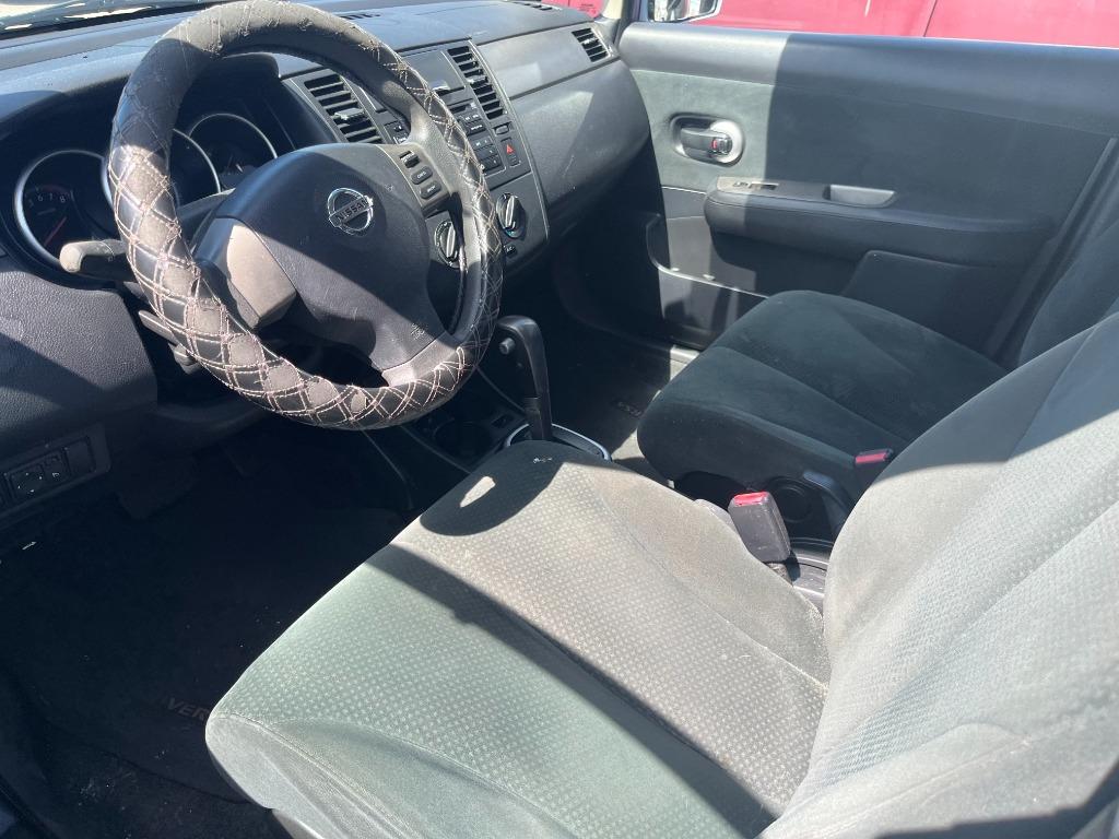 2011 Nissan Versa - $1,450