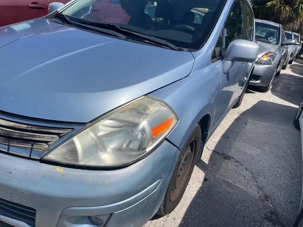 2011 Nissan Versa - $1,450