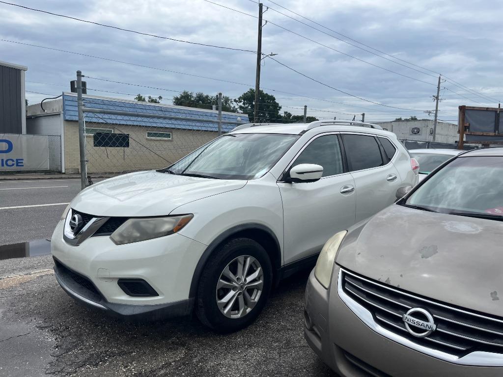 2016 Nissan Rogue - $4,750