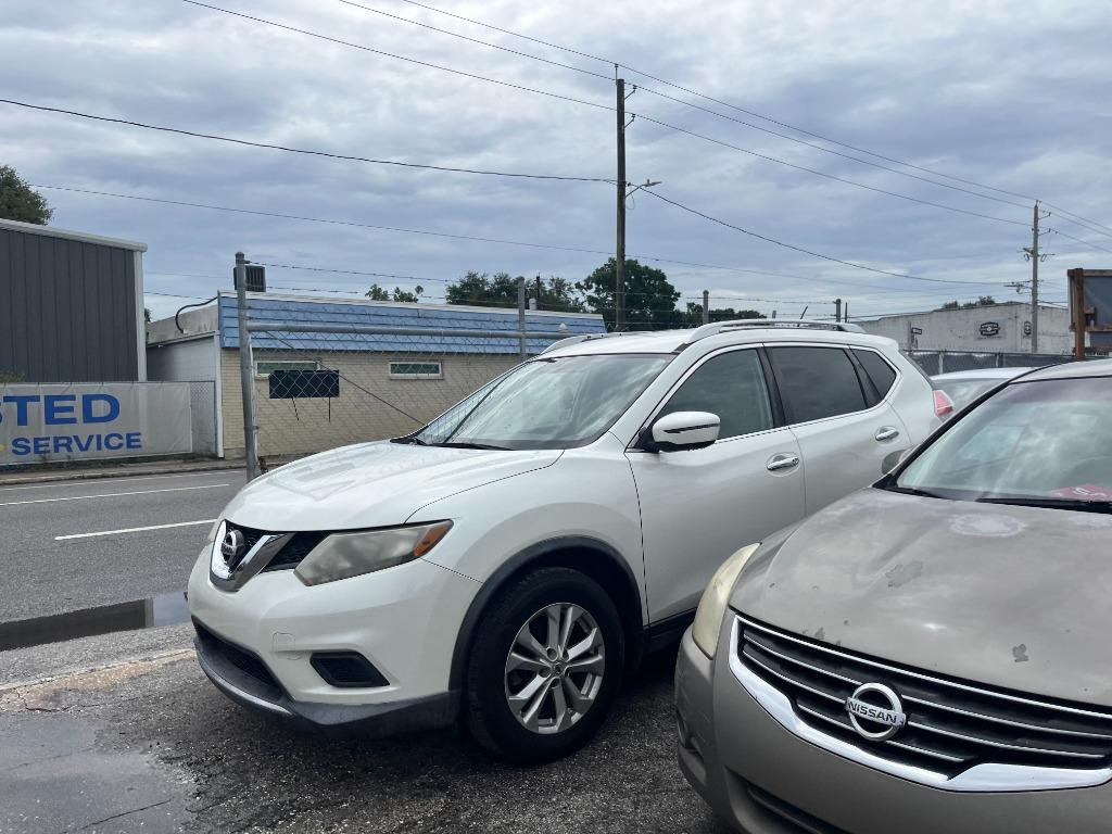 2016 Nissan Rogue - $4,750