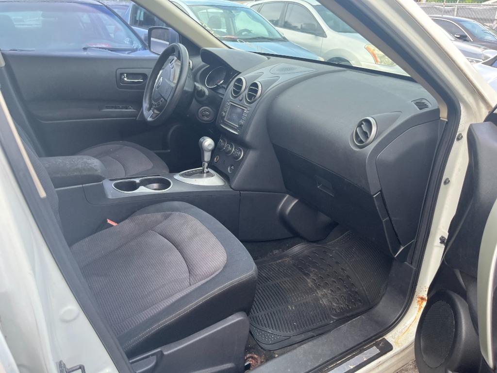 2011 Nissan Rogue - $1,650