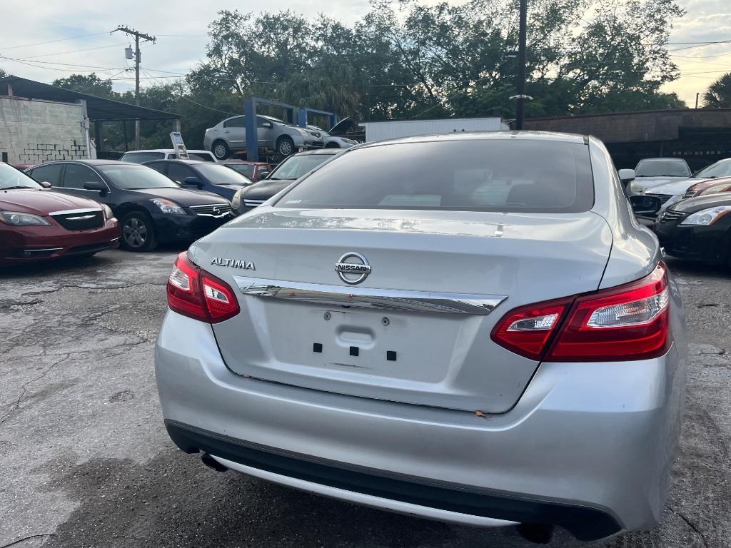 2016 Nissan Altima - $3,450