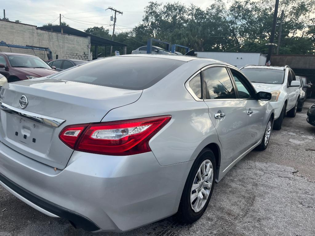 2016 Nissan Altima - $3,450