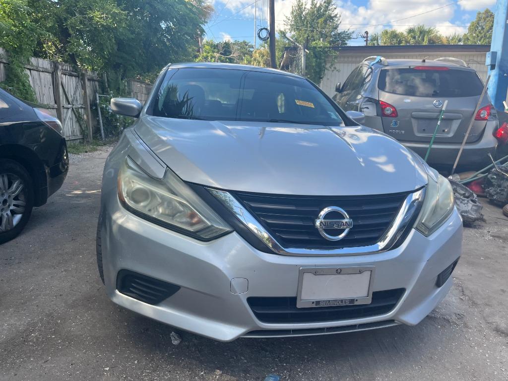 2016 Nissan Altima - $3,850