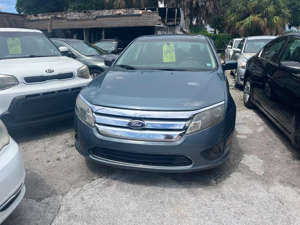 2012 Ford Fusion - $1,950