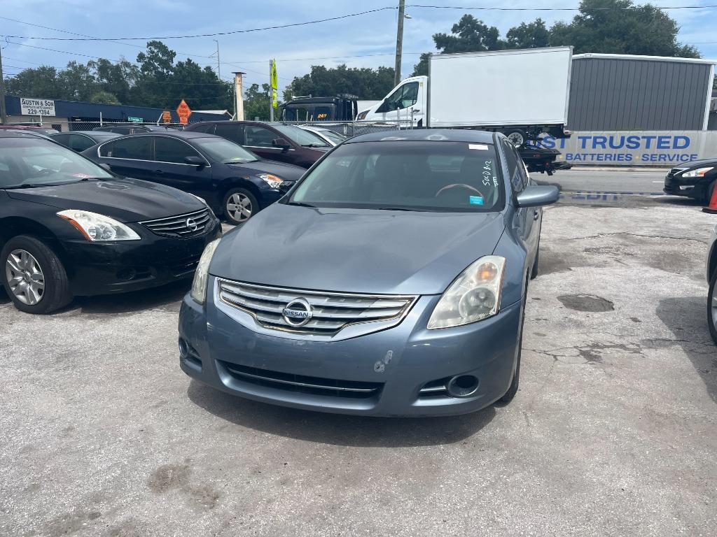 2011 Nissan Altima - $1,850
