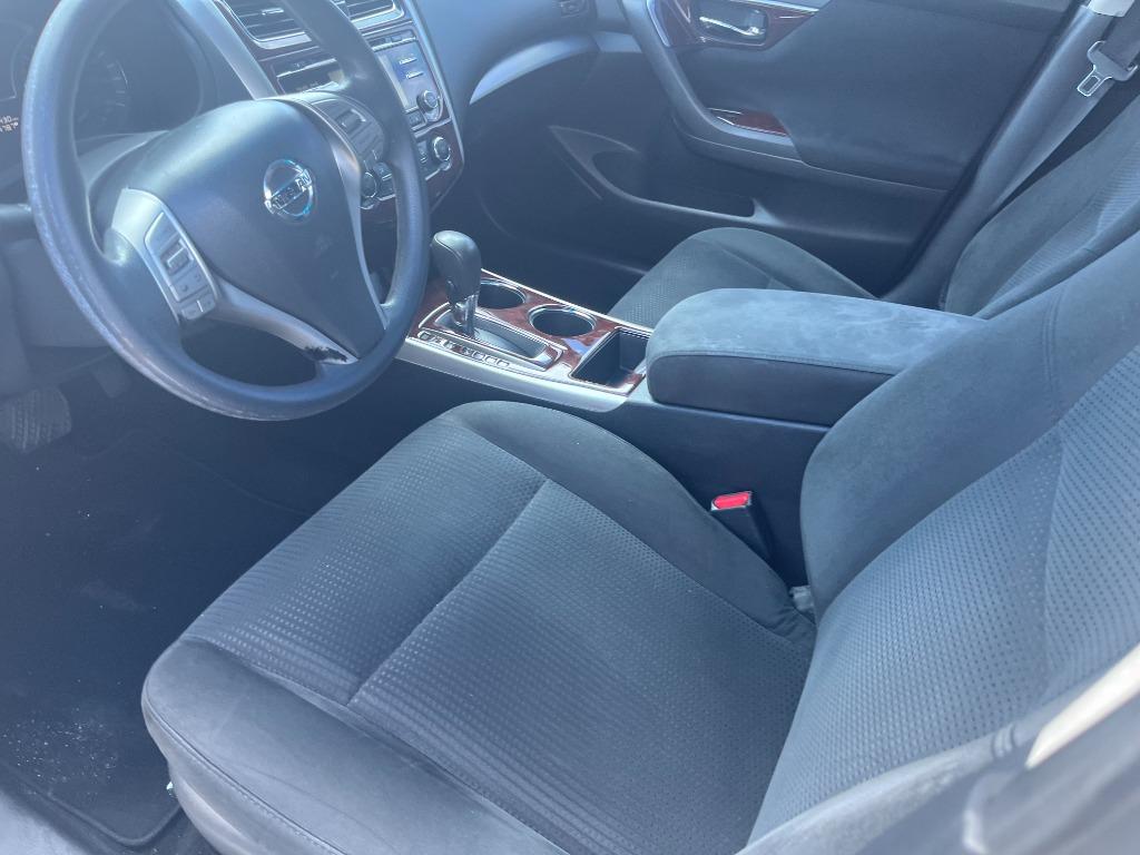 2015 Nissan Altima - $3,450