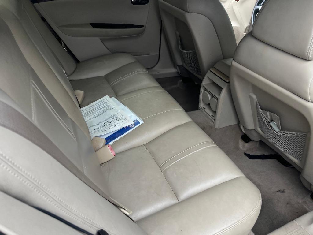 2007 Saturn Aura - $1,950