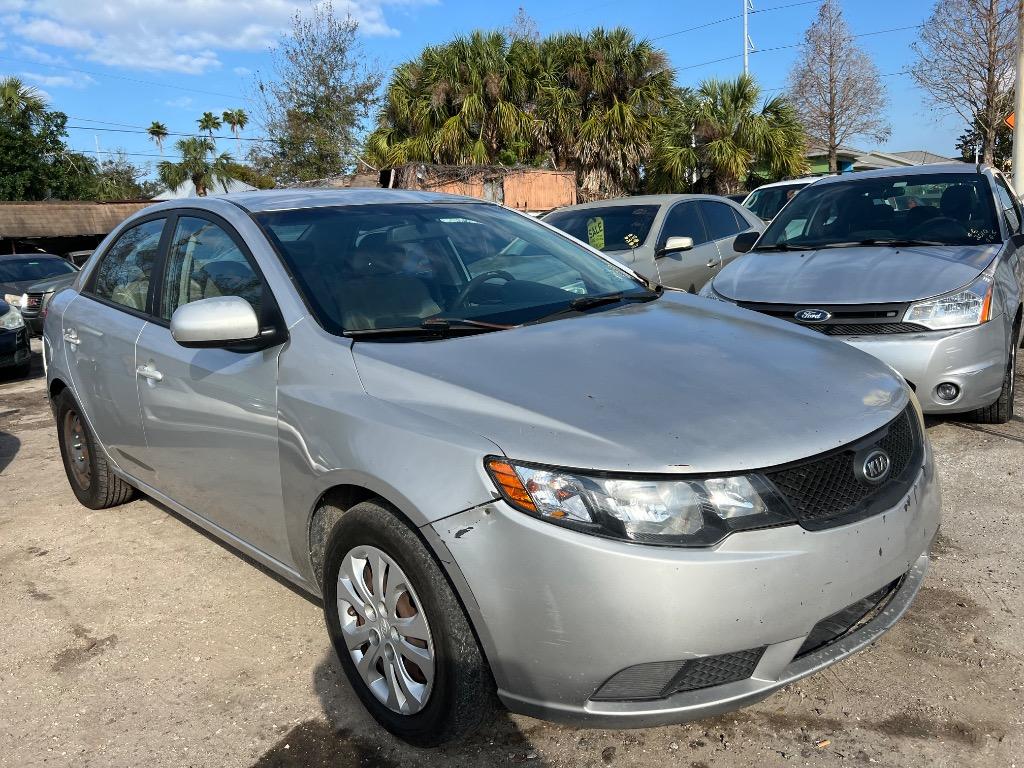 2010 Kia Forte LX photo