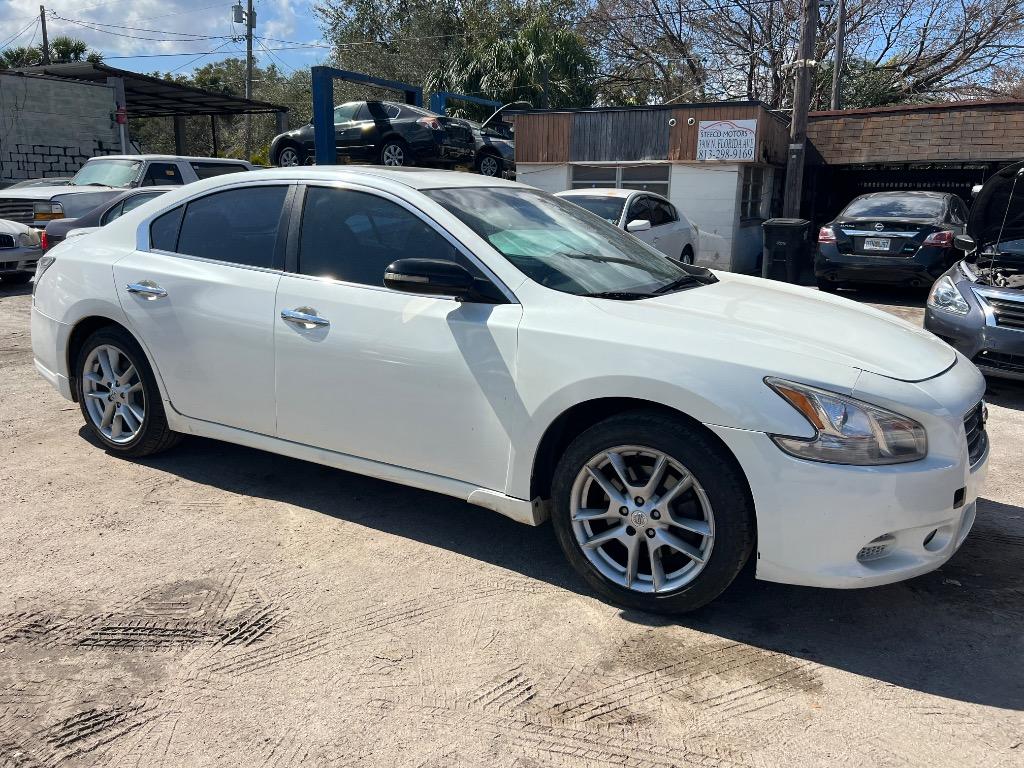 2014 Nissan Maxima 3.5 S photo