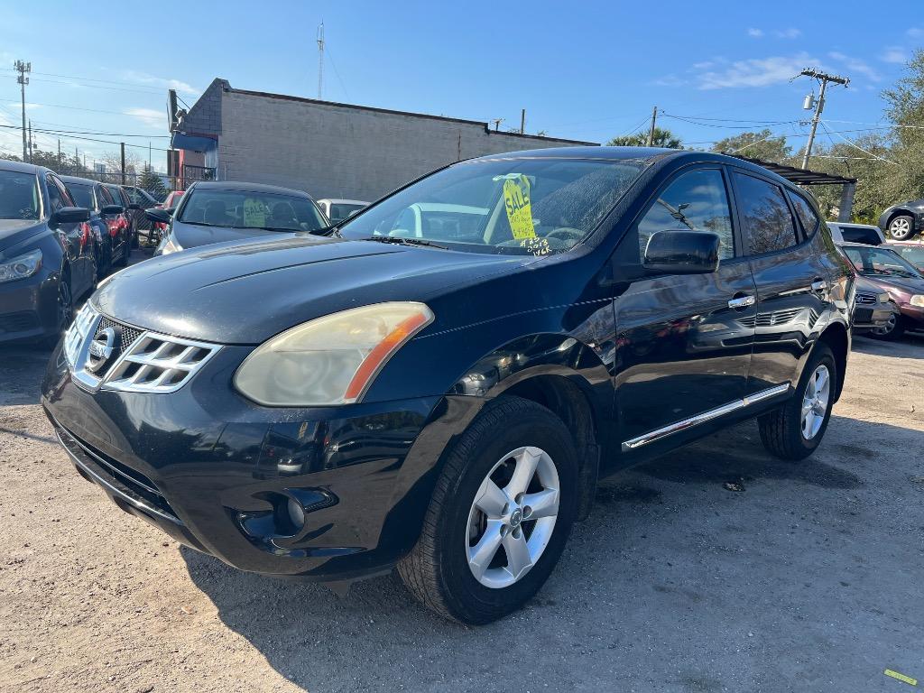 2013 Nissan Rogue S photo