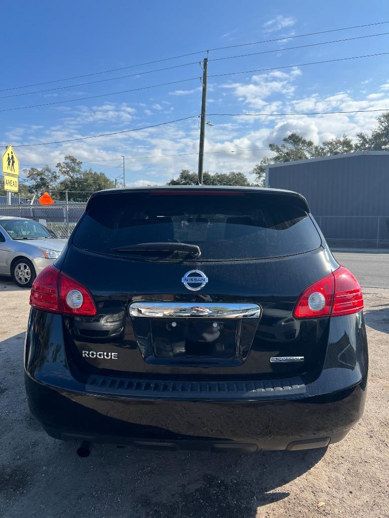 2013 Nissan Rogue S photo