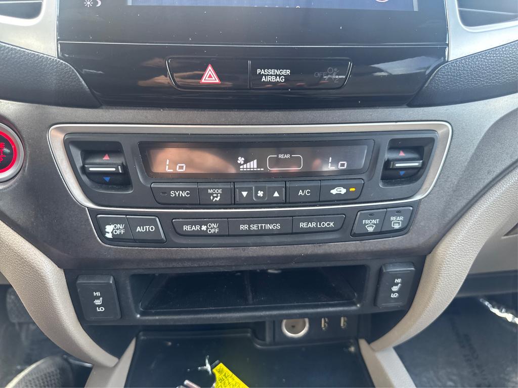 2017 Honda Pilot - $16,995