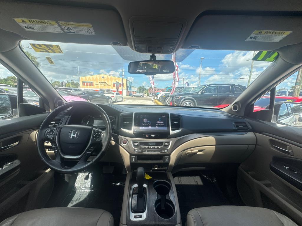 2017 Honda Pilot - $16,995