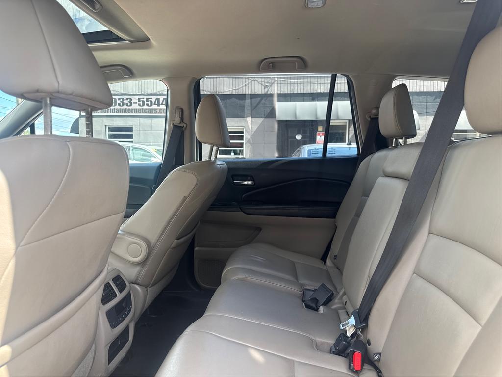 2017 Honda Pilot - $16,995