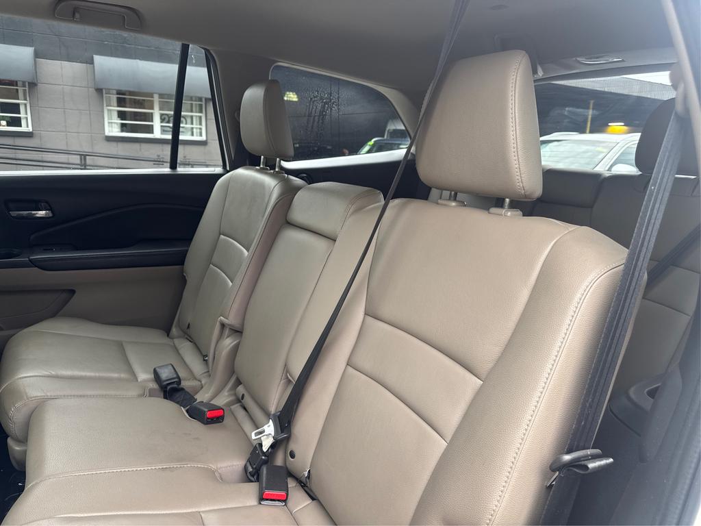 2018 Honda Pilot - $18,995