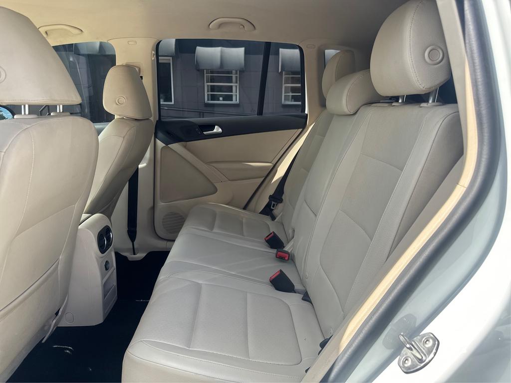 2017 Volkswagen Tiguan - $6,995