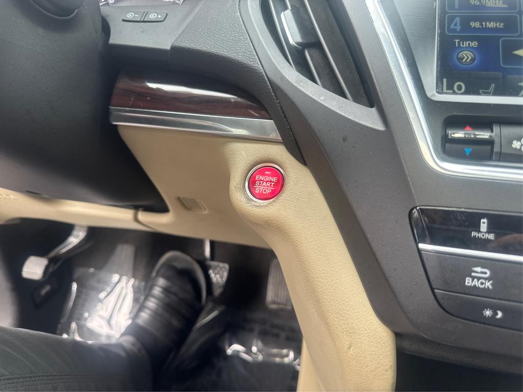 2016 Acura MDX - $17,995