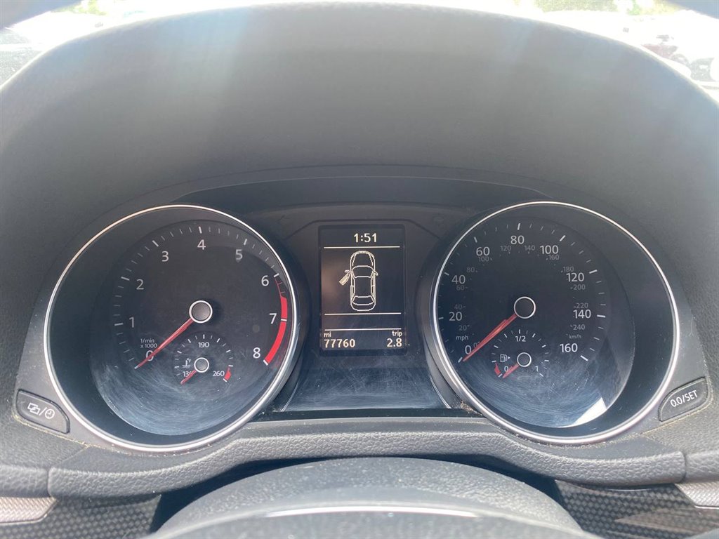 2018 Volkswagen Passat GT photo