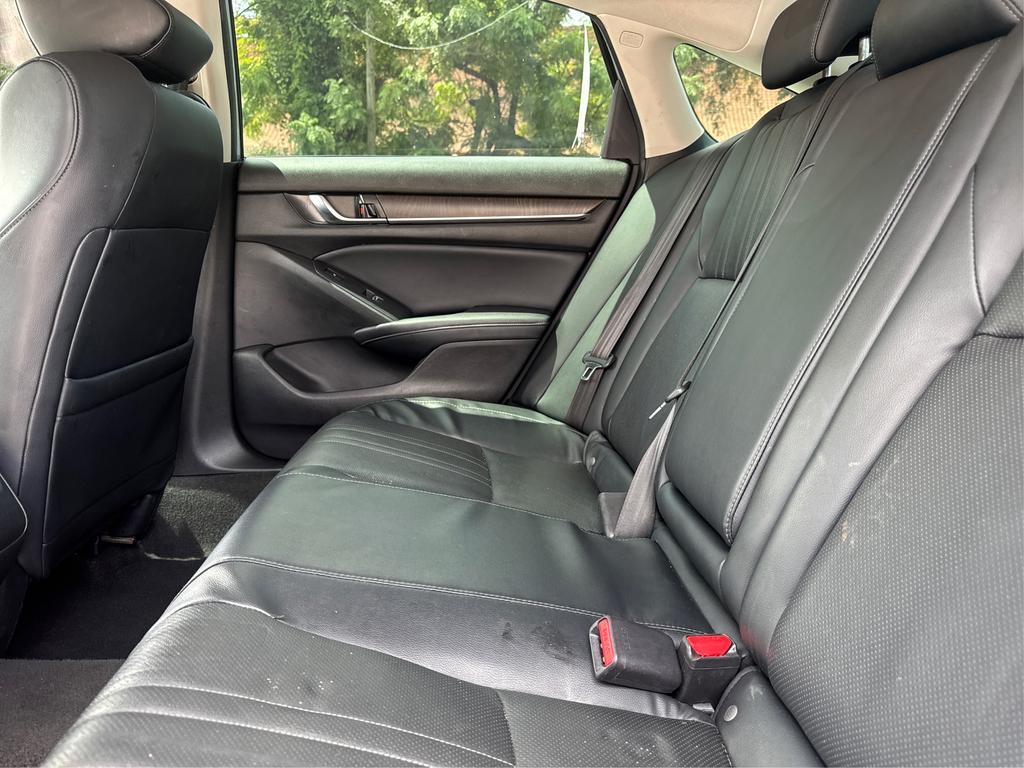 2018 Honda Accord - $19,995