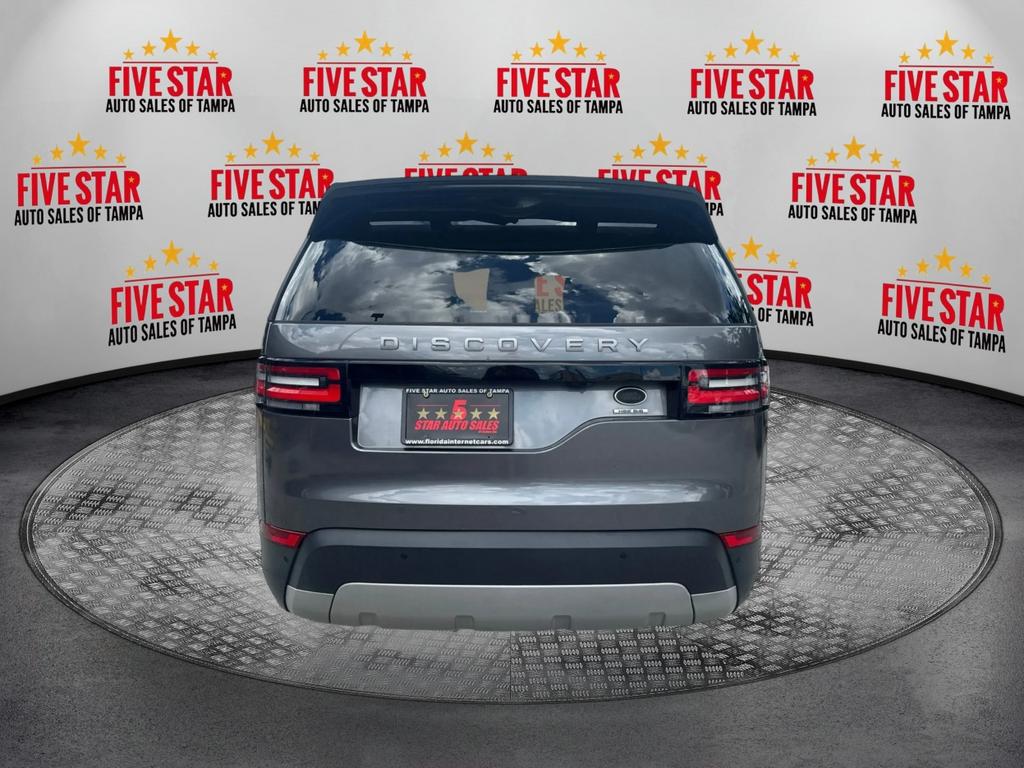 2017 Land Rover Discovery - $13,995