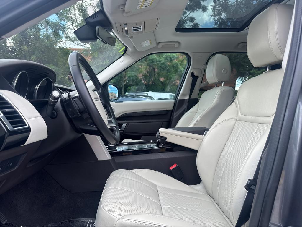 2017 Land Rover Discovery - $13,995