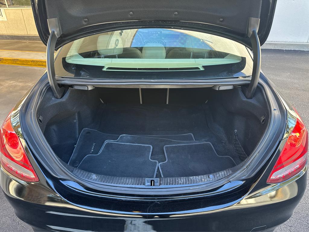 2015 Mercedes-Benz C-Class - $10,995