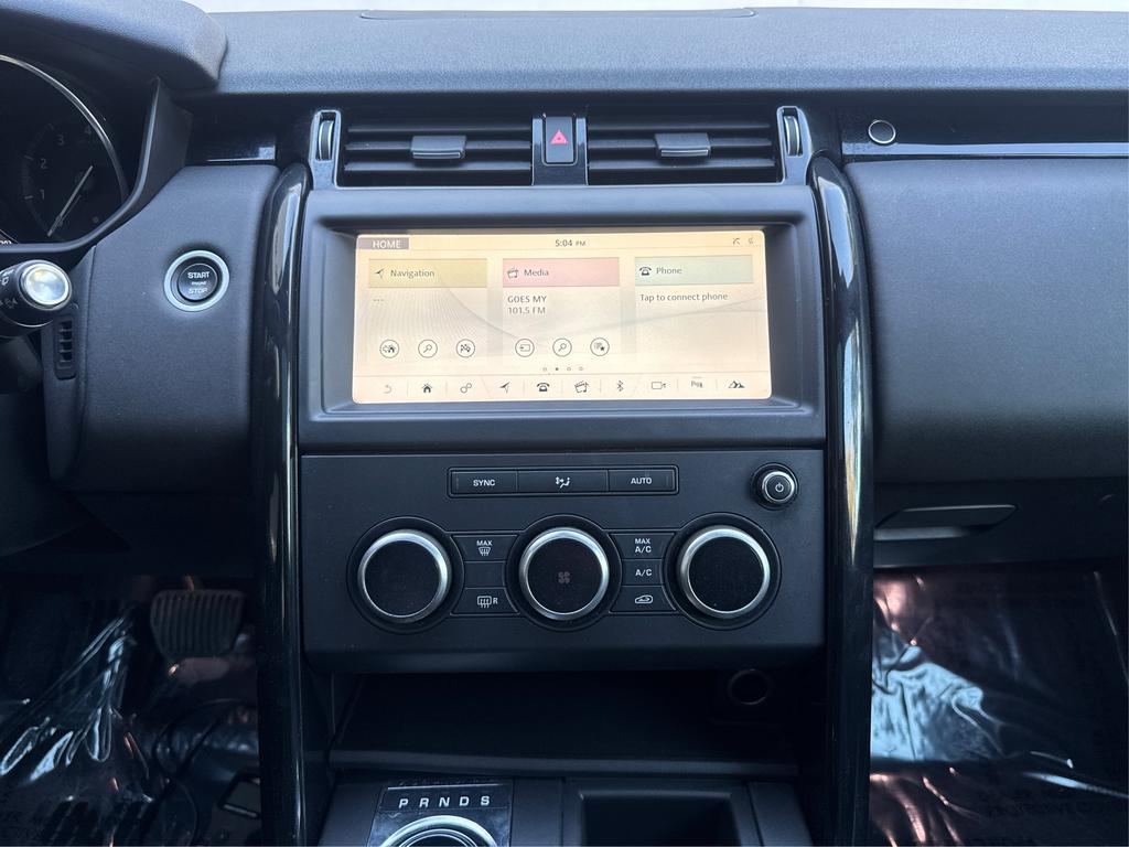 2018 Land Rover Discovery SE photo