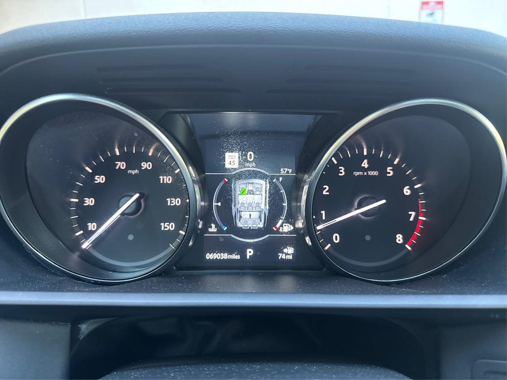 2018 Land Rover Discovery SE photo
