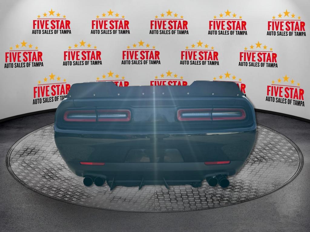 2020 Dodge Challenger SXT photo