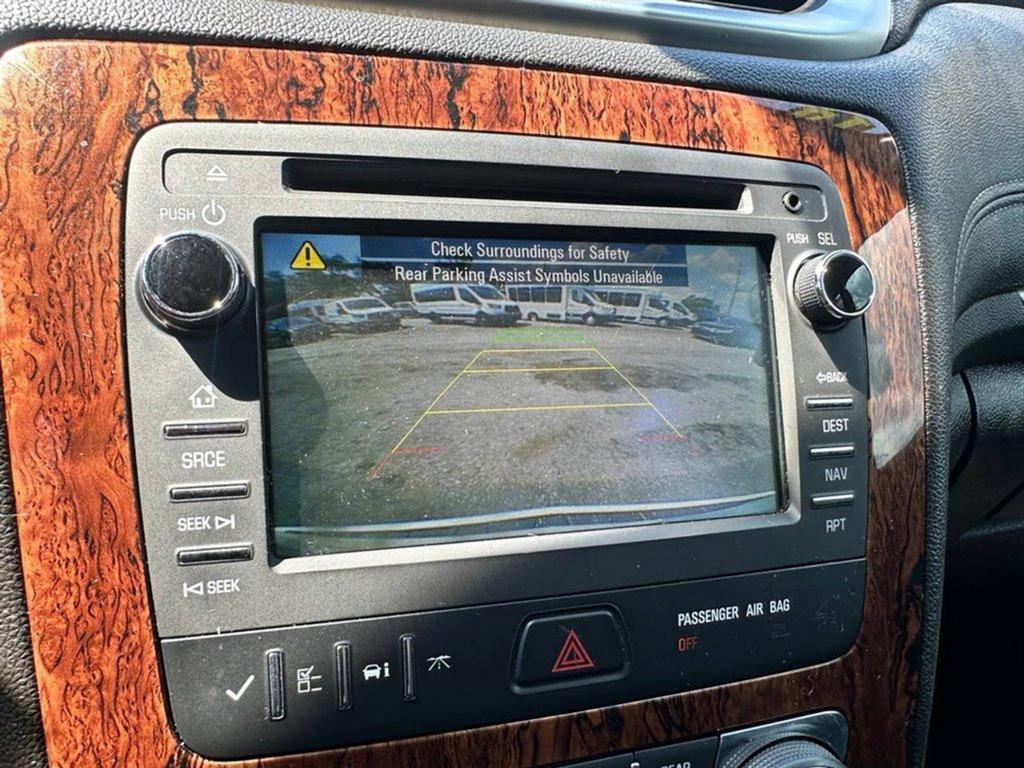 2014 Chevrolet Traverse - $6,995