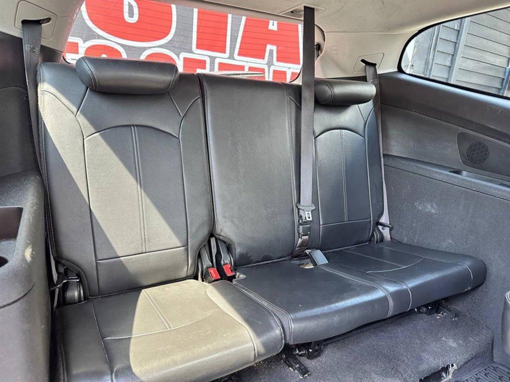 2014 Chevrolet Traverse - $6,995