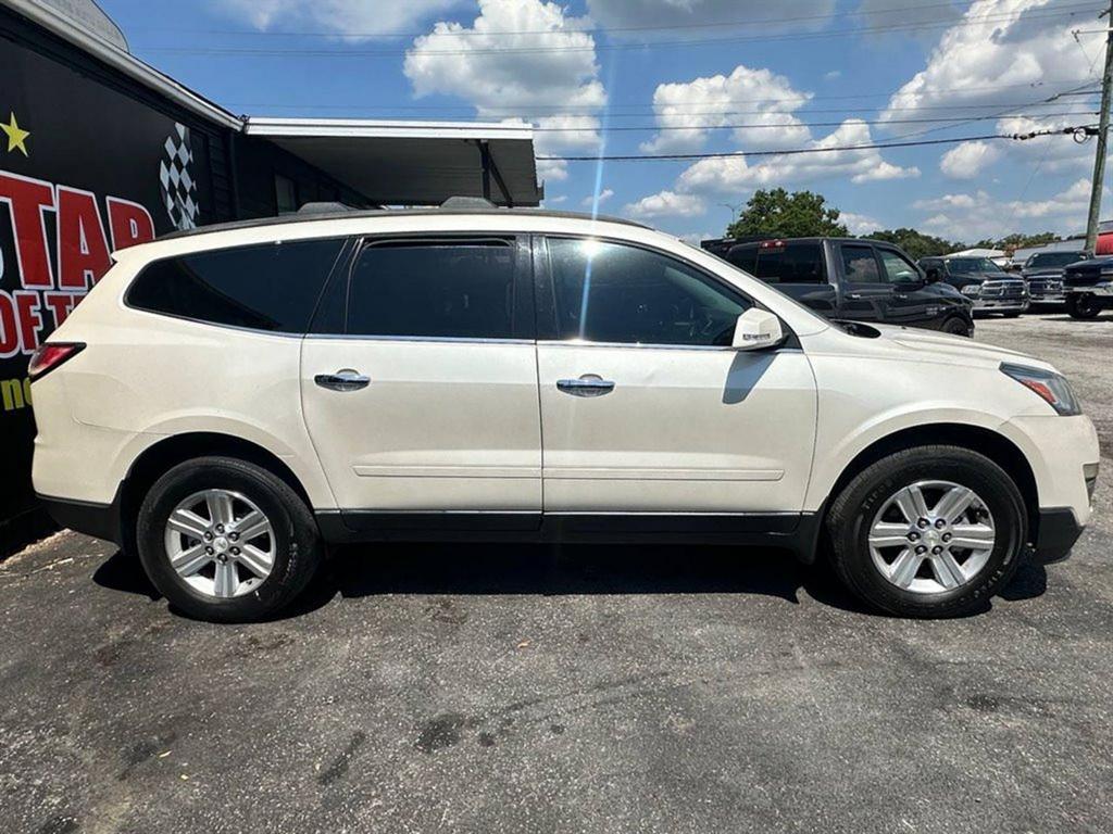 2014 Chevrolet Traverse - $6,995