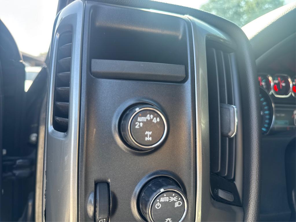 2018 Chevrolet Silverado - $19,995