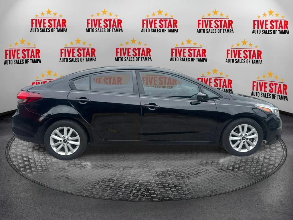 2017 Kia Forte - $8,995
