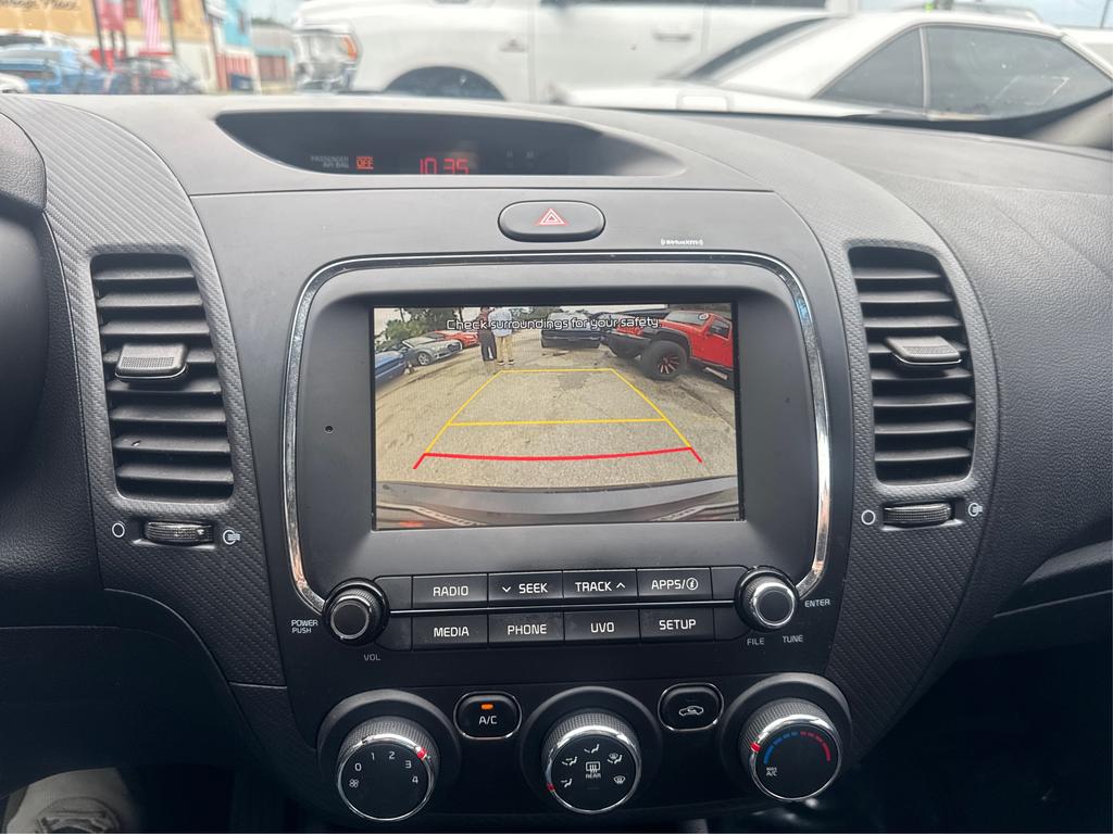 2017 Kia Forte - $8,995